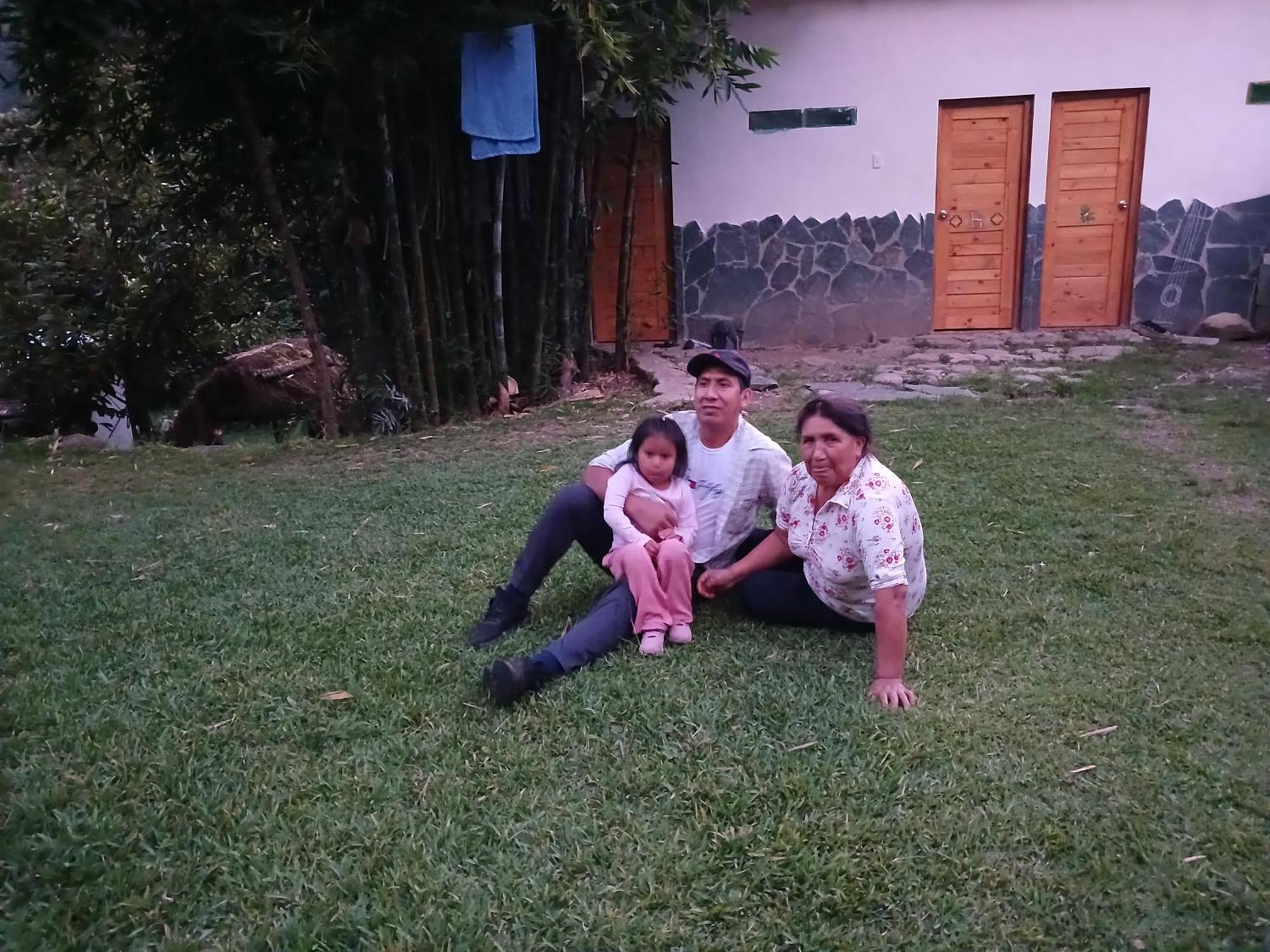 Lia B&B Lucmabamba Sahuayaco Esterno foto